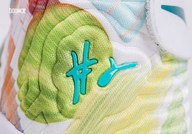 Nike Kyrie 2 Easter