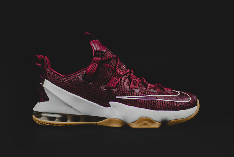 Nike LeBron 13 Low Team Red