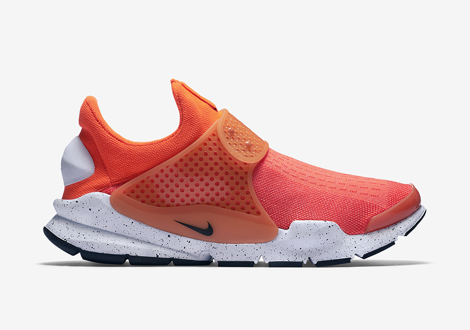 Nike Sock Dart SE Total Crimson