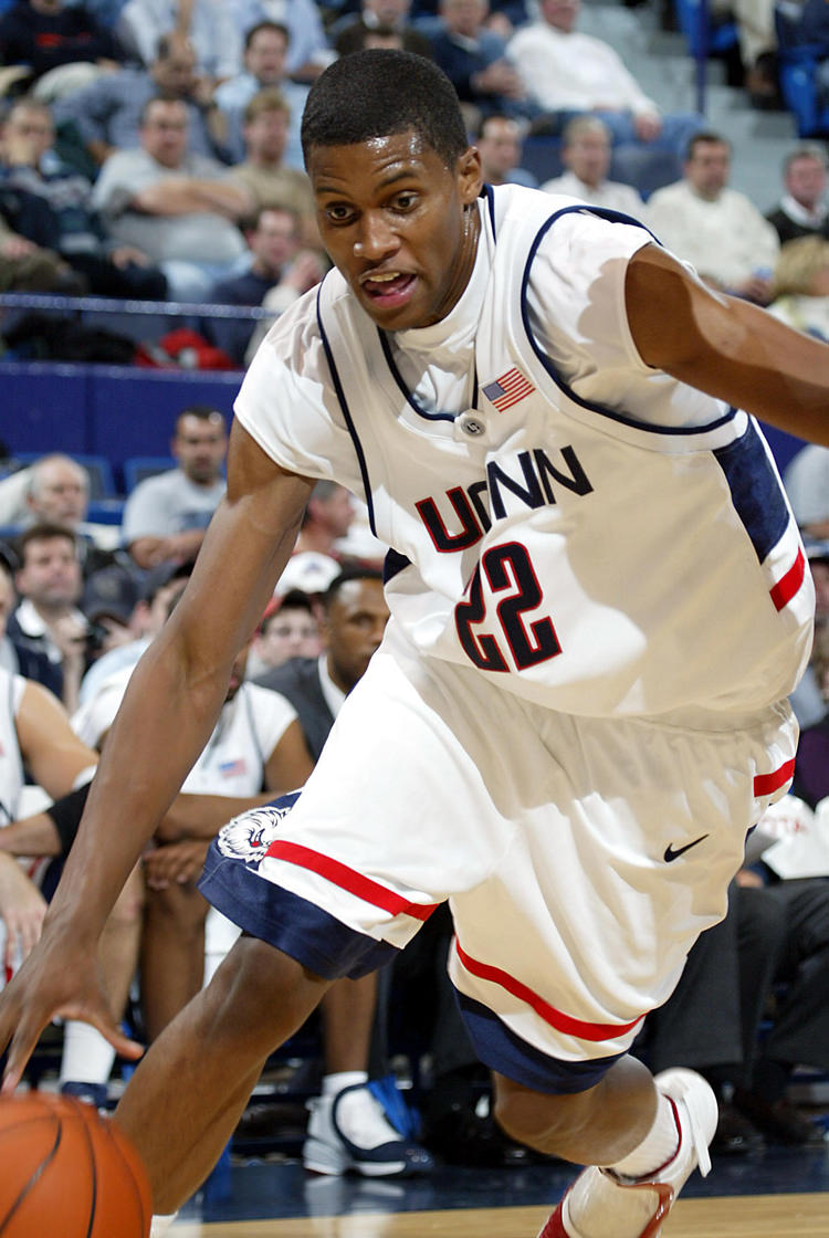 Rudy Gay in the Air Jordan 19 White/Red