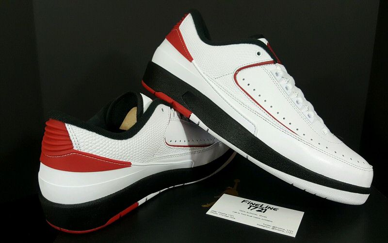 Air Jordan 2 Low Chicago