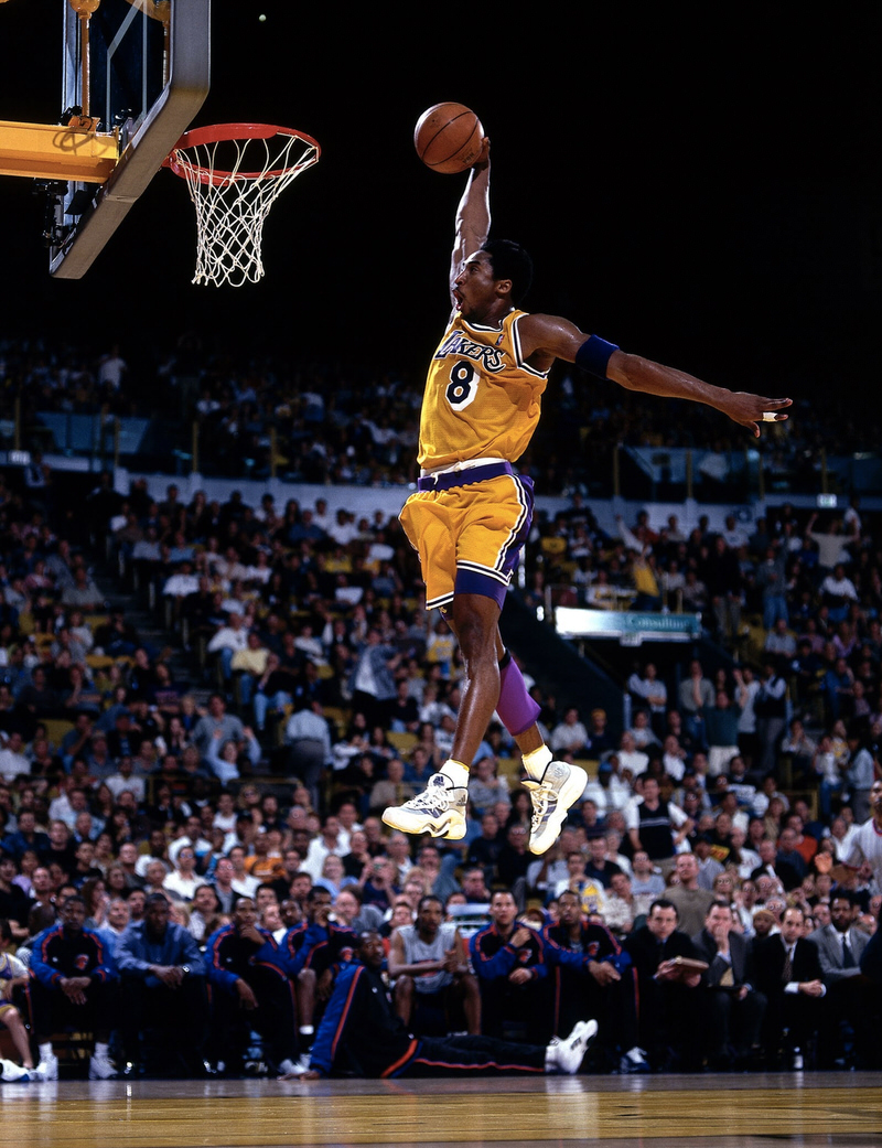 1998-Kobe-KB8-2-b