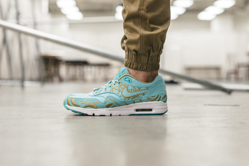 Nike Air Max 1 Ultra "Paris" On-Foot Look