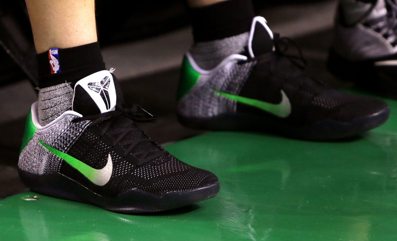 Kelly Olynyk Kobe 11 1