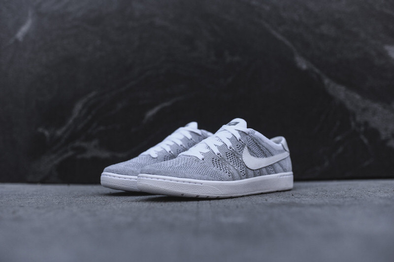 Nike_Tennis_Classic_Flyknit_-_Grey_White_3