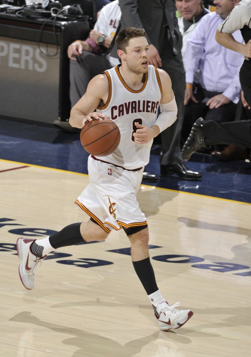 PO Cavs Delly