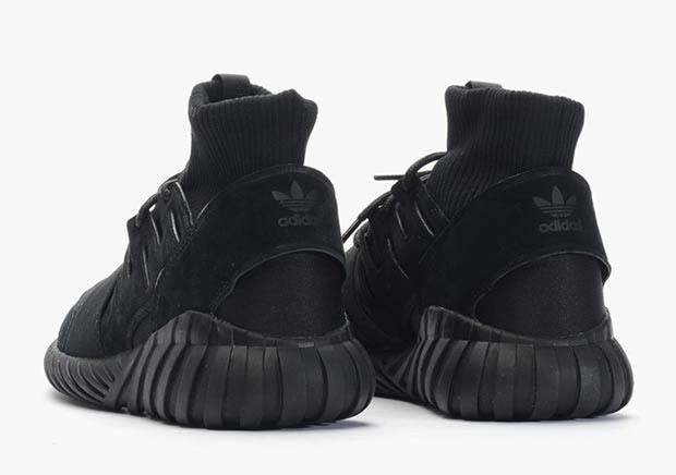 adidas Tubular Doom Triple Black