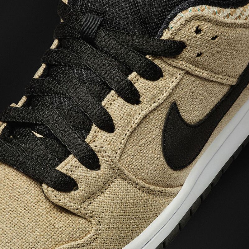 Nike SB Dunk Low Canvas "Bamboo"