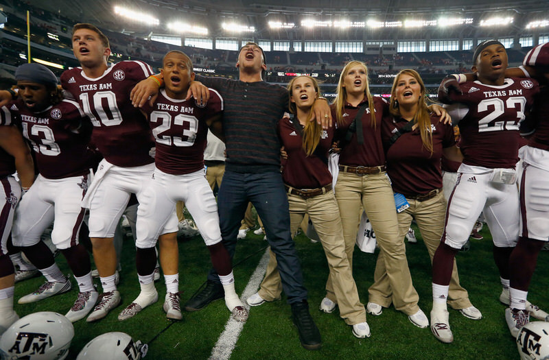 photo by Tom Pennington/Getty Images via Zimbio