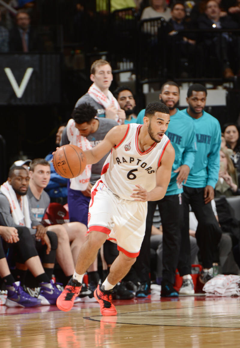 Cory Joseph in the Nike Kyrie 2 "Bright Crimson"