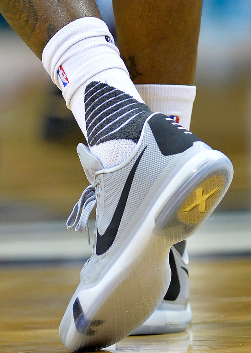 Marvin Williams' Nike Kobe X