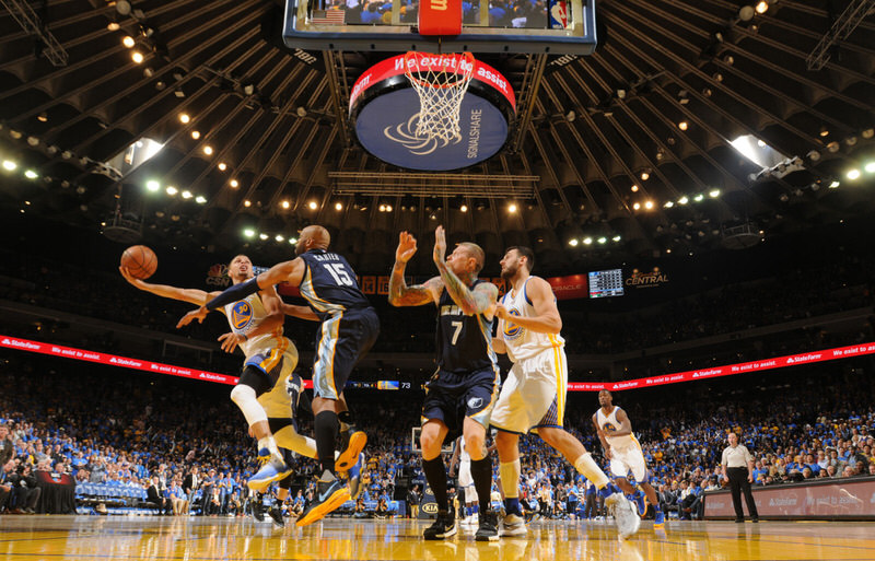 Steph Curry in the Under Armour Curry 2.5