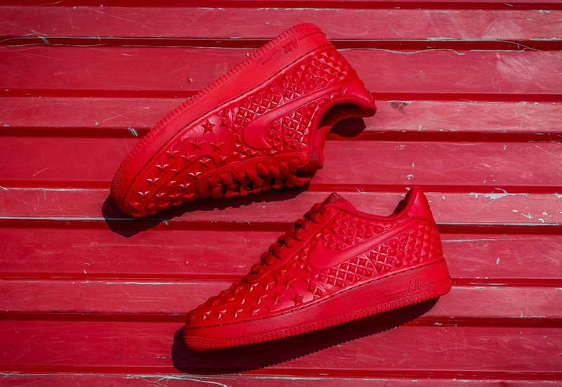 Nike Air Force 1 LV8