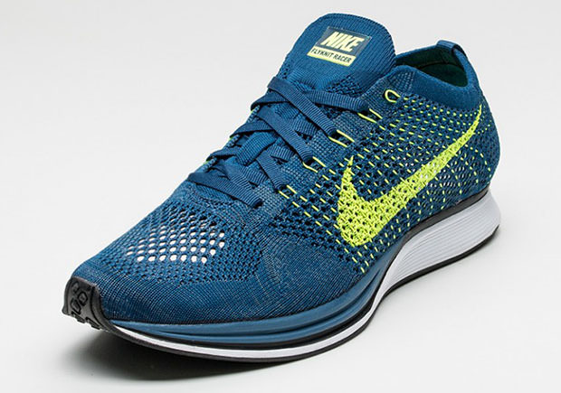 Nike Flyknit Racer Brave Blue