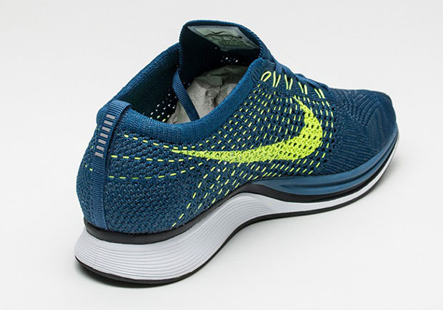 Nike Flyknit Racer Brave Blue