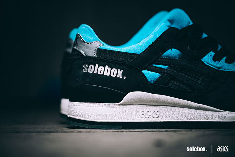 Solebox x ASICS Gel Lyte III Blue Carpenter Bee