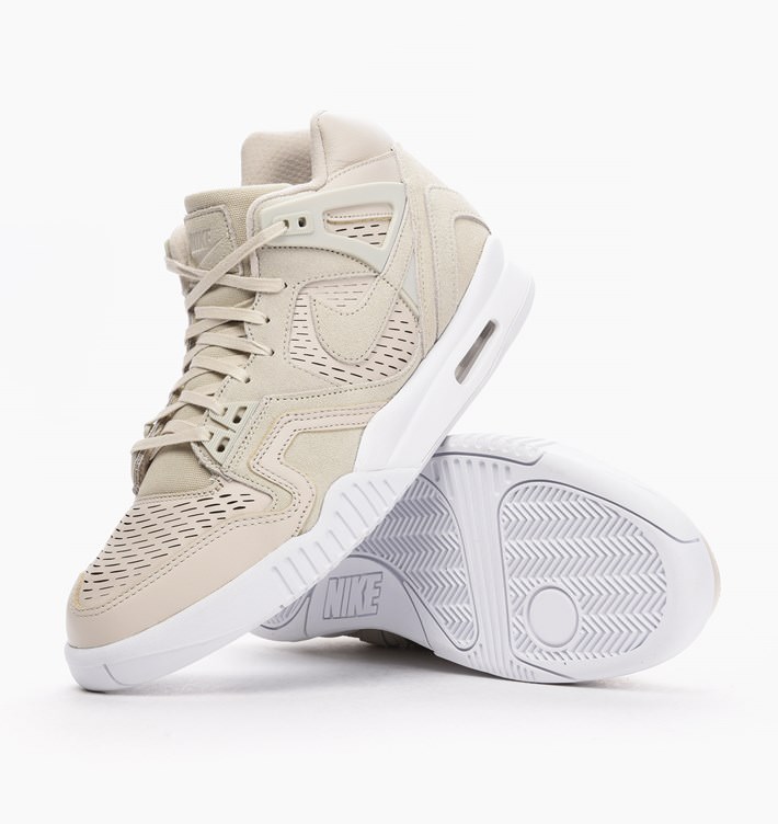 Nike Air Tech Challenge II LSR Birch White