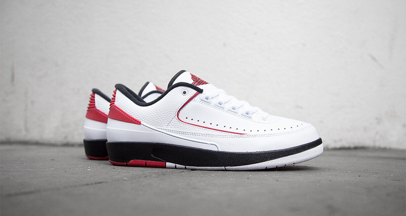 Air Jordan 2 Low Chicago