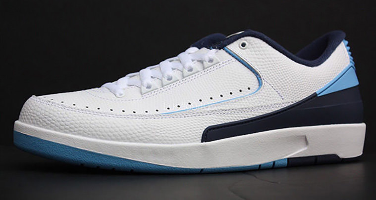 Air Jordan 2 Low UNC