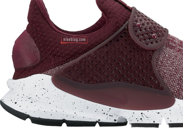 Nike Sock Dart Night Maroon