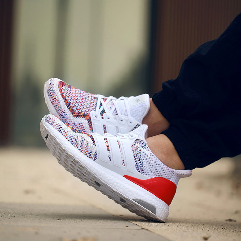 adidas Ultra Boost Multicolor