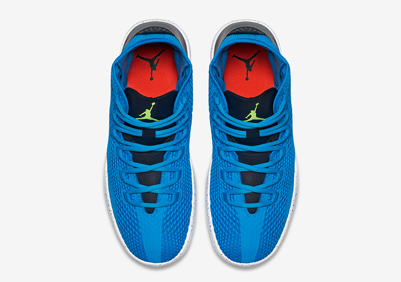 Jordan Reveal Photo Blue Ghost Green