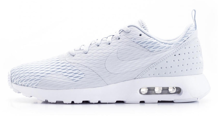 Nike Air Max Tavas SE "Pure Platinum" // Available Now