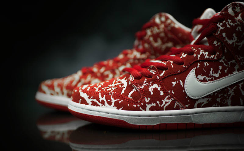 Nike SB Dunk High Raw Meat