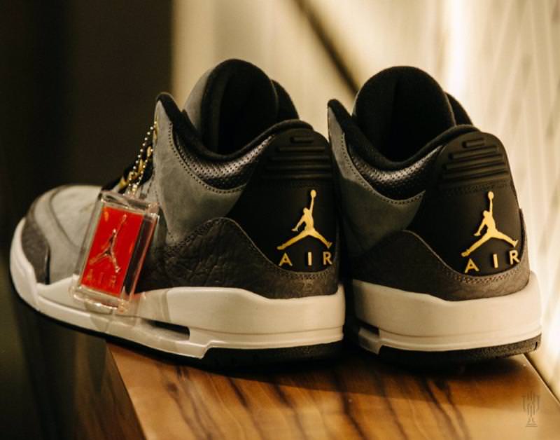 Air Jordan 3 Trophy Room