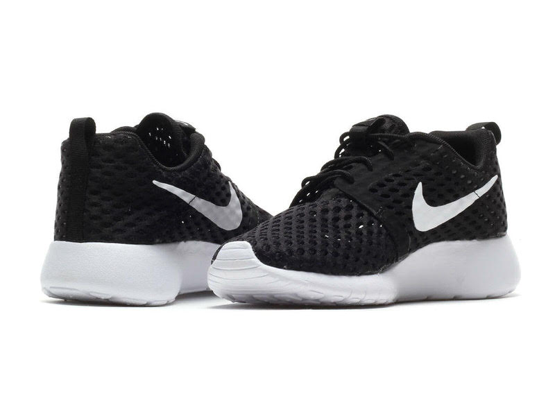 Nike Roshe One Flight Weight GS Black/White