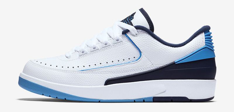 Air Jordan 2 Low UNC