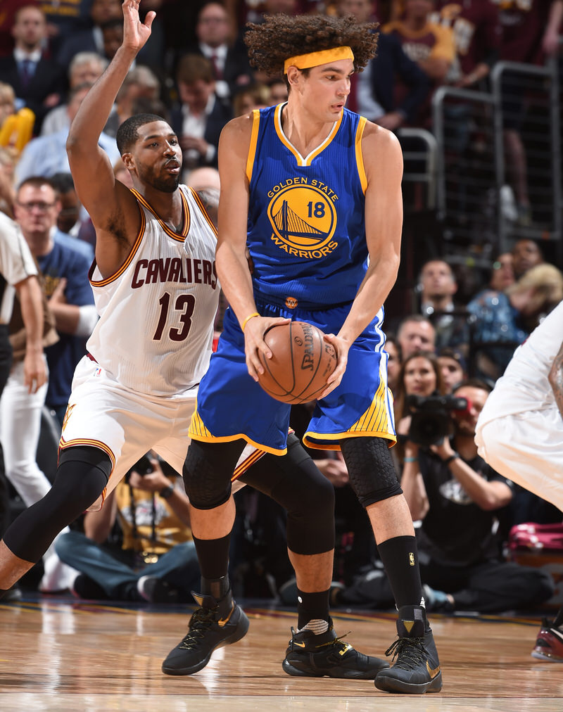 CLEVELAND, OH - JUNE 8: Anderson Varejao #18 of the Golden State Warriors handles the ball against the Cleveland Cavaliers during Game Three of the 2016 NBA Finals on June 8, 2016 at The Quicken Loans Arena in Cleveland, Ohio. NOTE TO USER: User expressly acknowledges and agrees that, by downloading and/or using this Photograph, user is consenting to the terms and conditions of the Getty Images License Agreement. Mandatory Copyright Notice: Copyright 2016 NBAE (Photo by Andrew D. Bernstein/NBAE via Getty Images)