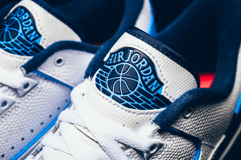 Air Jordan 2 Low "University Blue"