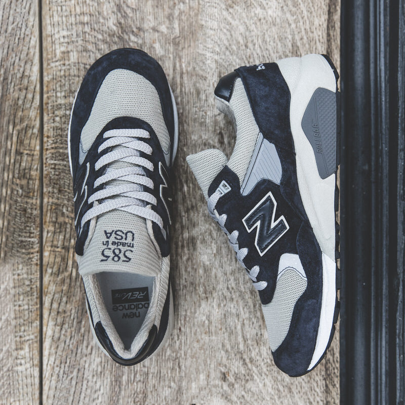 New Balance 585