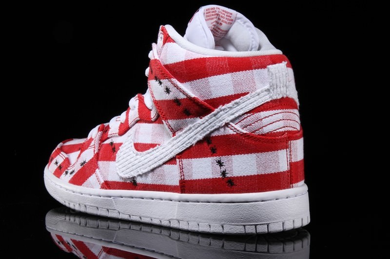 Nike SB Dunk High Picnic