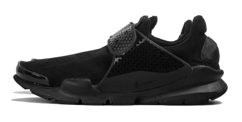 Nike Sock Dart Triple Black