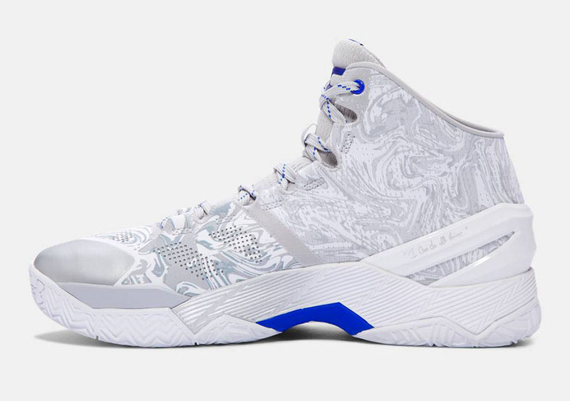 Under Armour Curry Two Waves