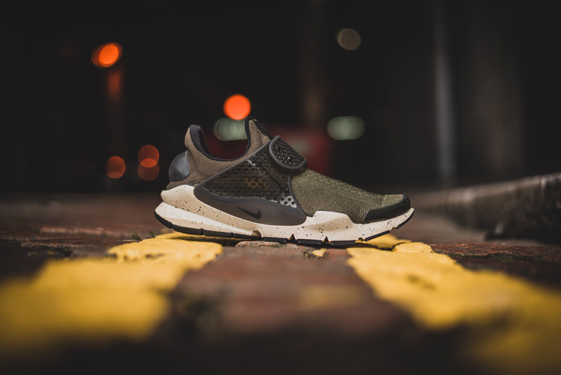 Nike Sock Dart Cargo Khaki