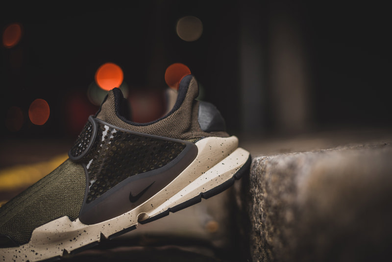 Nike Sock Dart Cargo Khaki