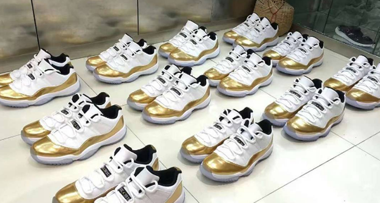 Air Jordan 11 Low GS "Gold"