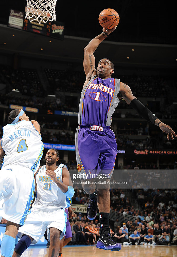 DENVER - JANUARY 15: of the Denver Nuggets goes to the basket against the Phoenix Suns on January 15, 2009 at the Pepsi Center in Denver, Colorado. NOTE TO USER: User expressly acknowledges and agrees that, by downloading and/or using this Photograph, user is consenting to the terms and conditions of the Getty Images License Agreement. Mandatory Copyright Notice: Copyright 2009 NBAE (Photo by Garrett W. Ellwood/NBAE via Getty Images) *** Local Caption ***