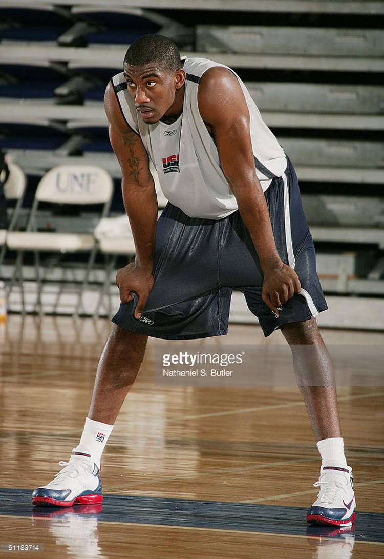 amare-stoudemire-nike-air-zoom-huarache-2k4