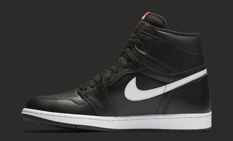 Air Jordan 1 Retro High Black/White