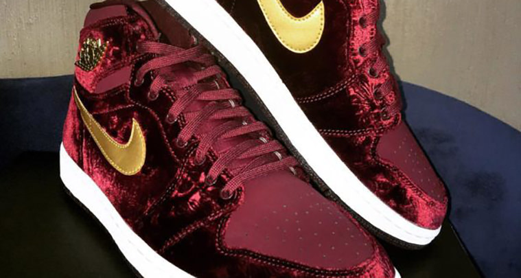 Air Jordan 1 High GS Red Velvet