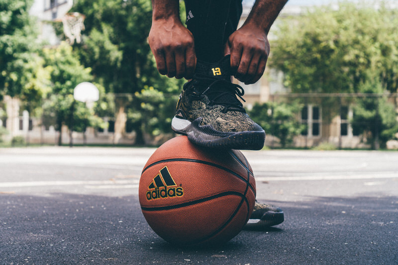 adidas Crazylight 2016 James Harden PE Black/Gold