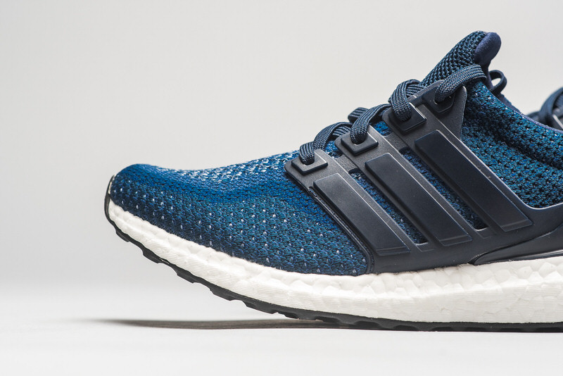 adidas Ultra Boost Navy/Gold