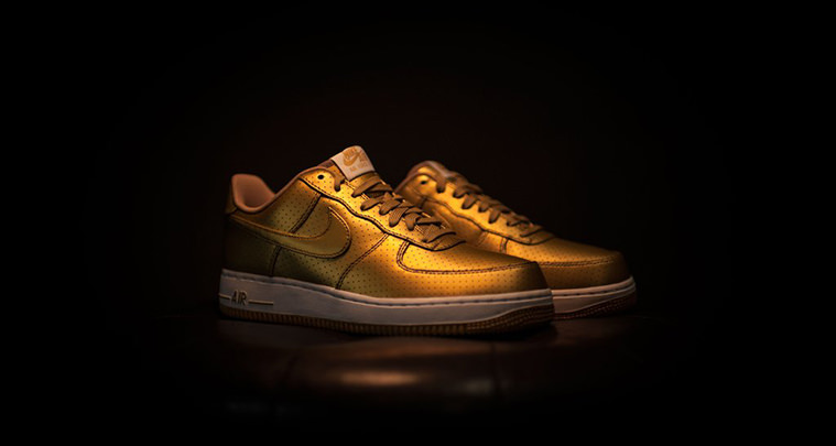 Nike Air Force 1 Low Metallic Gold