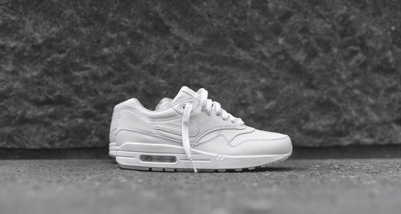 Nike Air Max 1 Pinnacle Triple White