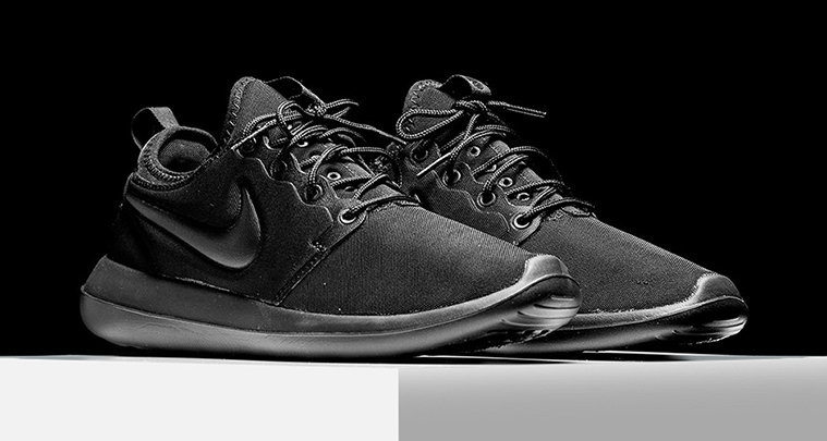 Nike Roshe Two Triple Black