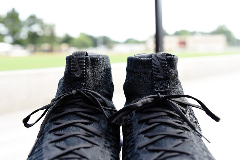 Nike Air Footscape Magista Flyknit "Black"